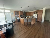 Spacious kitchen and breakfast bar