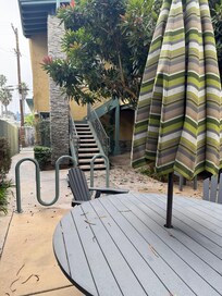 Nice shared courtyard