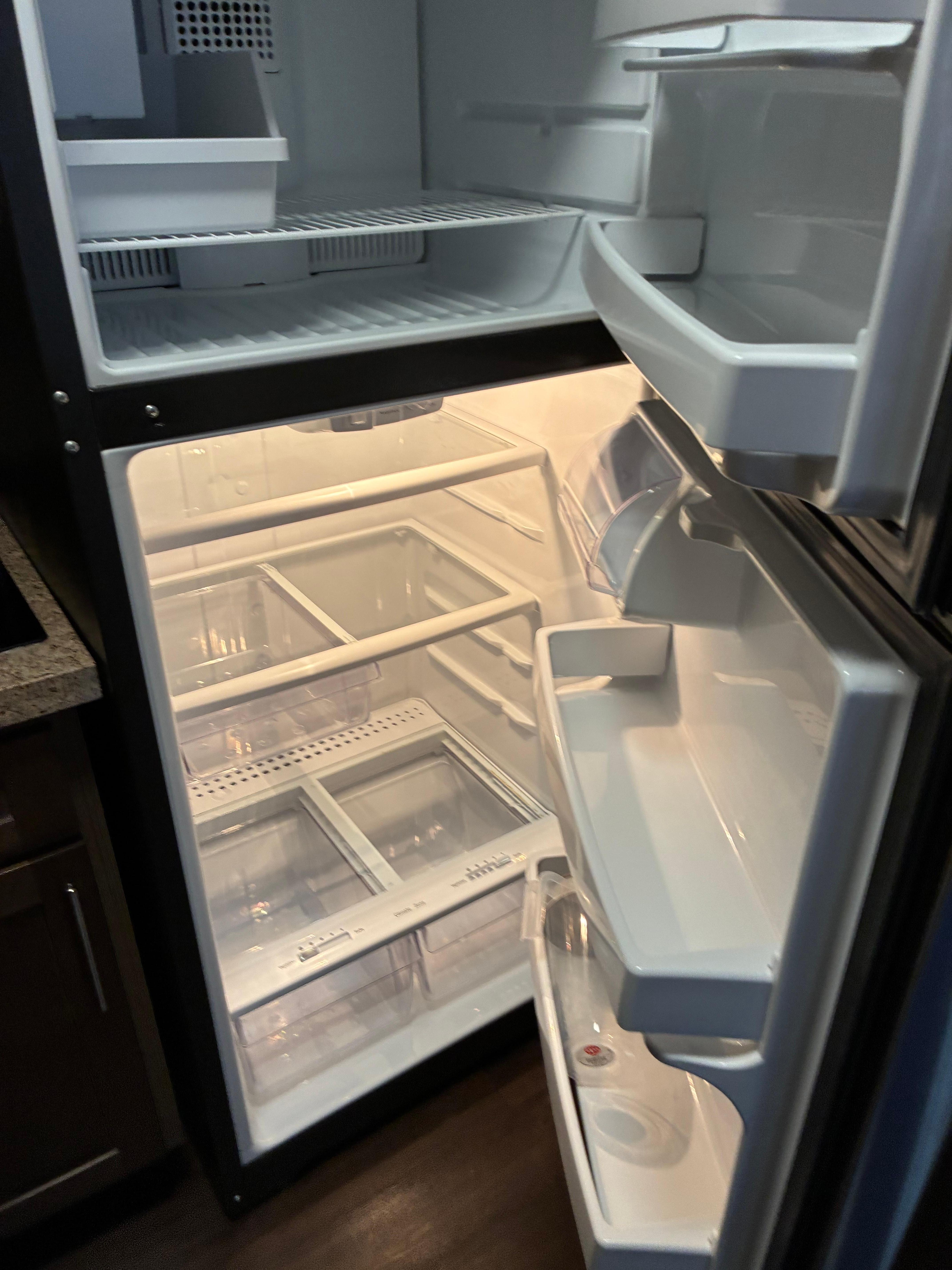 Full size refrigerator and freezer that’s an ice maker