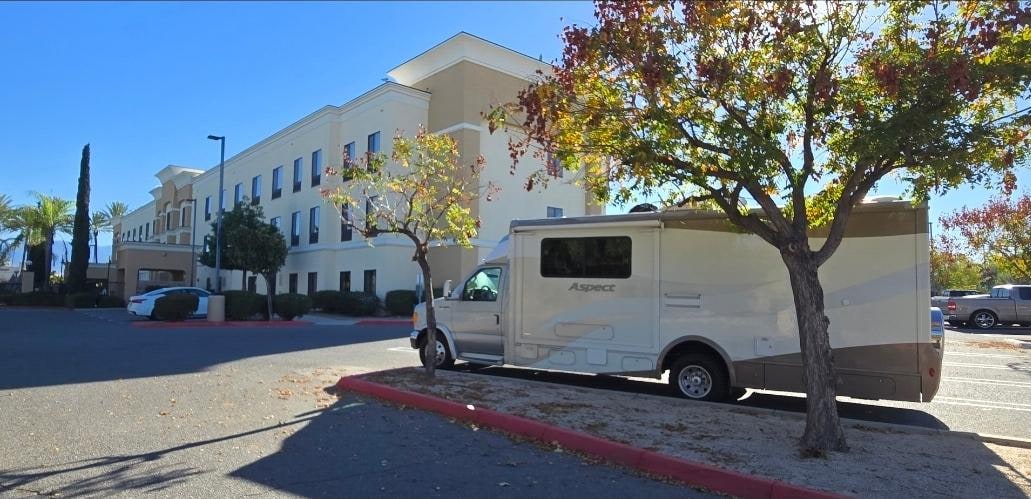 There's also several pull-in RV Spots to temporarily park your RV while you stay at the hotel.