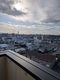 A nice view from the 7th floor! One of this room's strengths. (Airport's out of frame in this shot, off to the right.)
