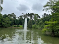 super bien ubicado, cerca del Museo del Prado, y a unas cuadras del Parque del Retiro