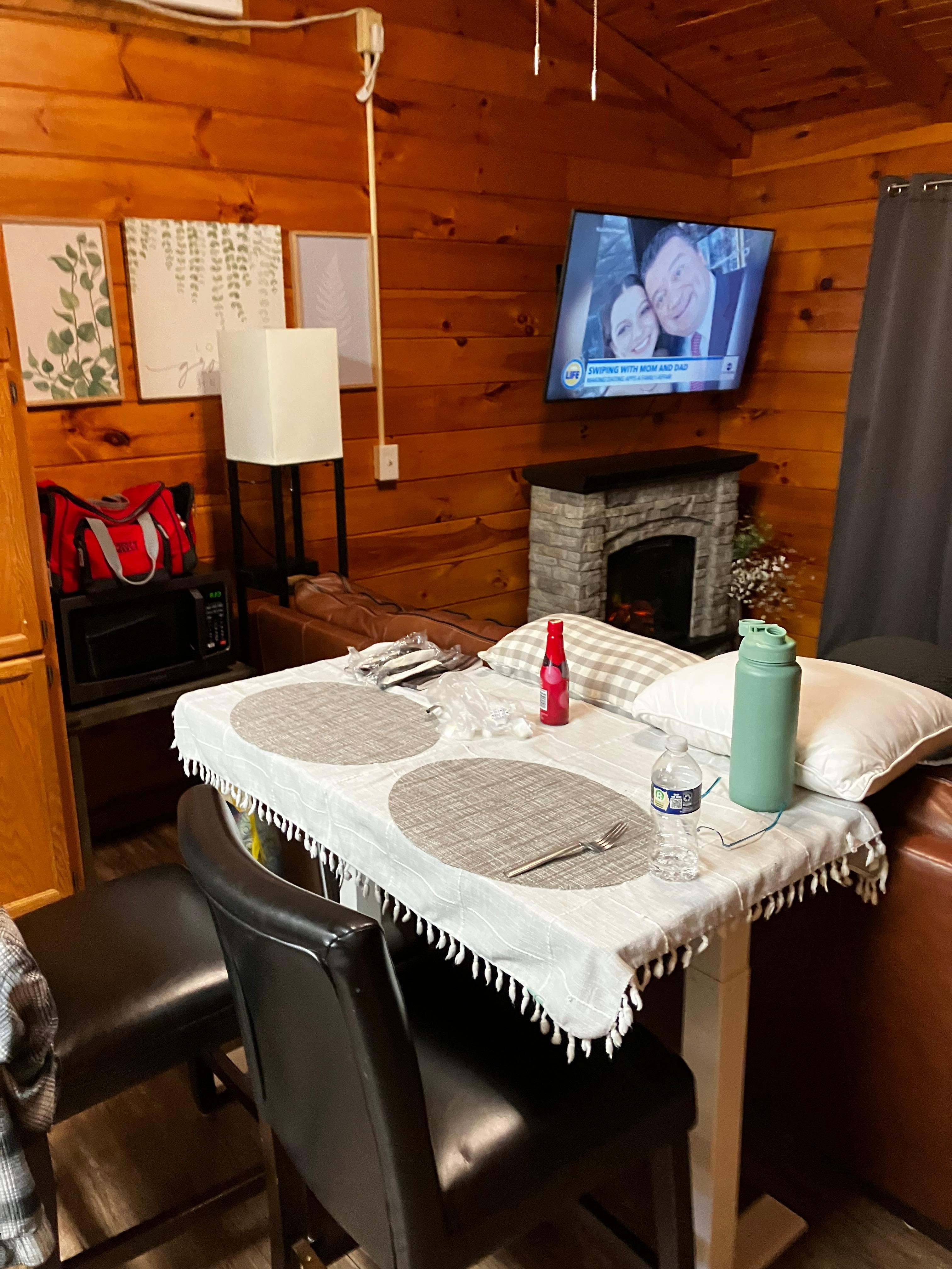 Getting ready for breakfast and enjoying some tv time. 