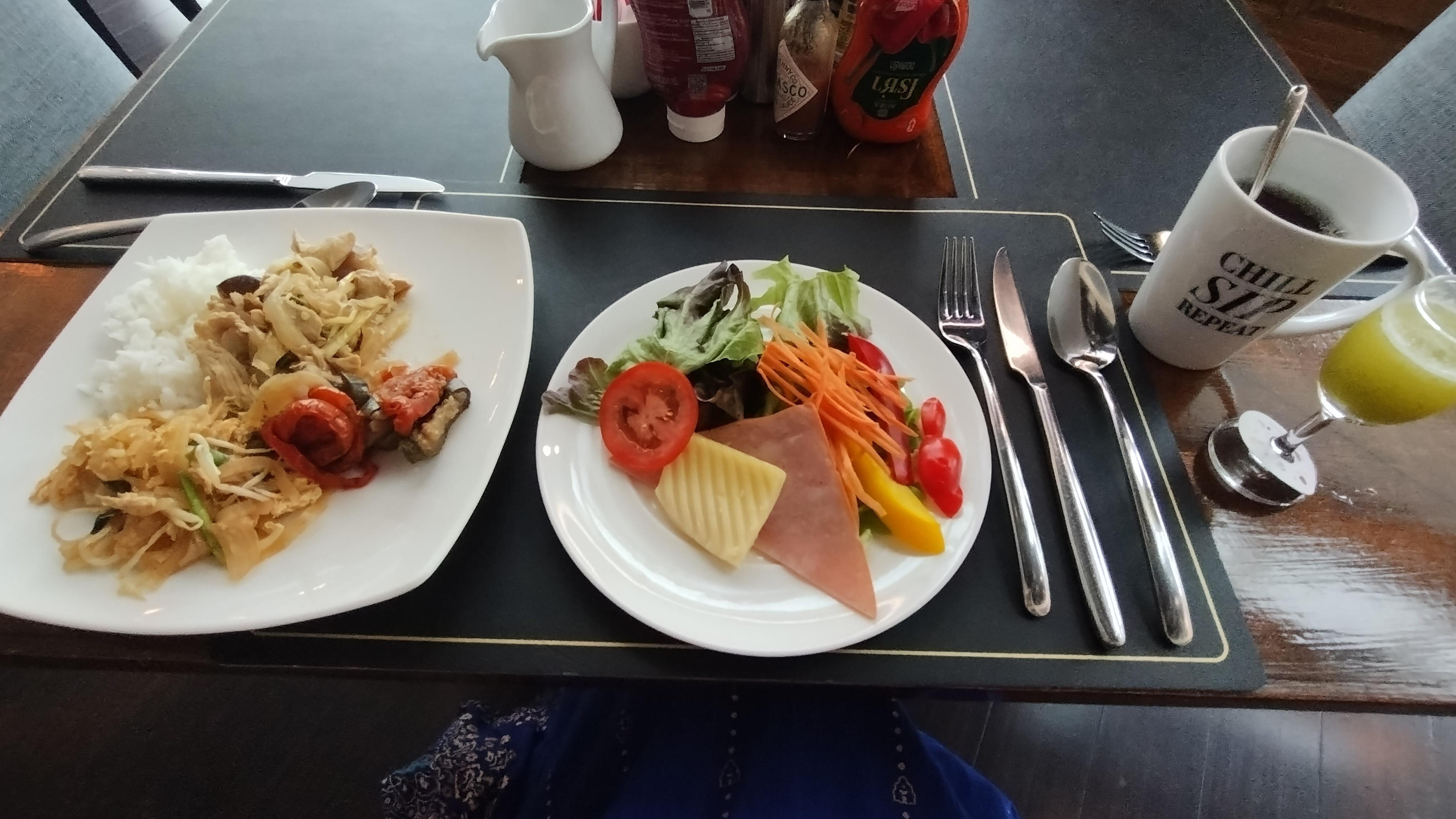 朝食ブッフェ
