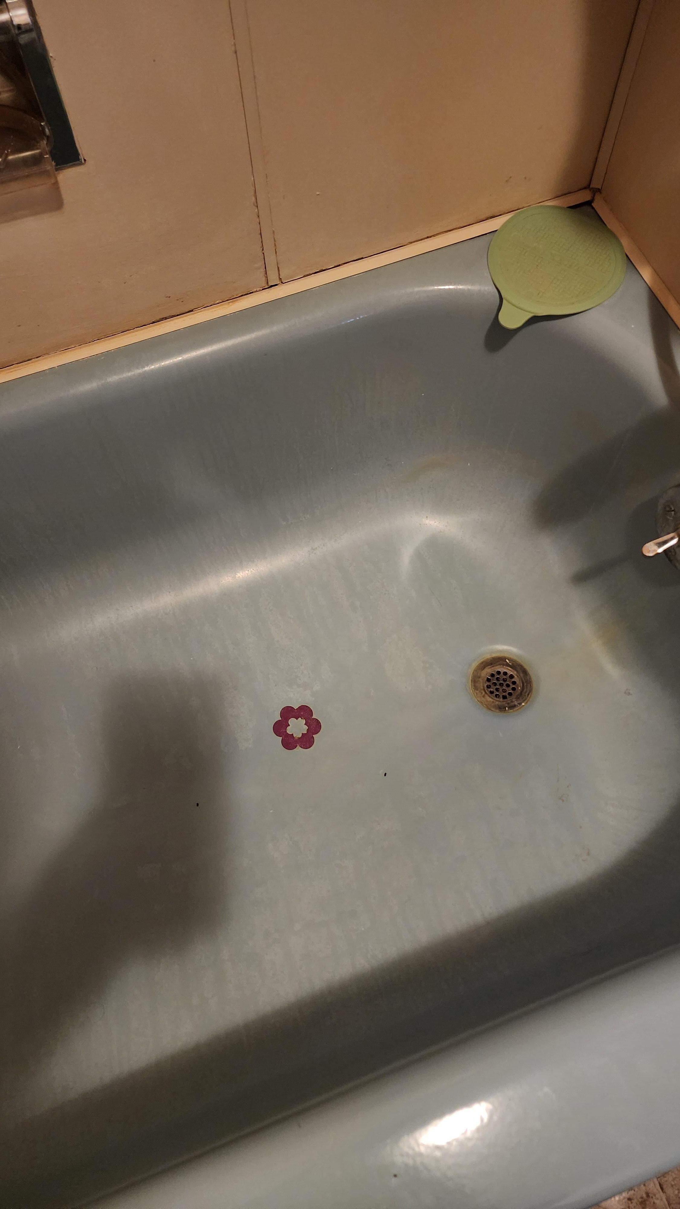 Dirty tub