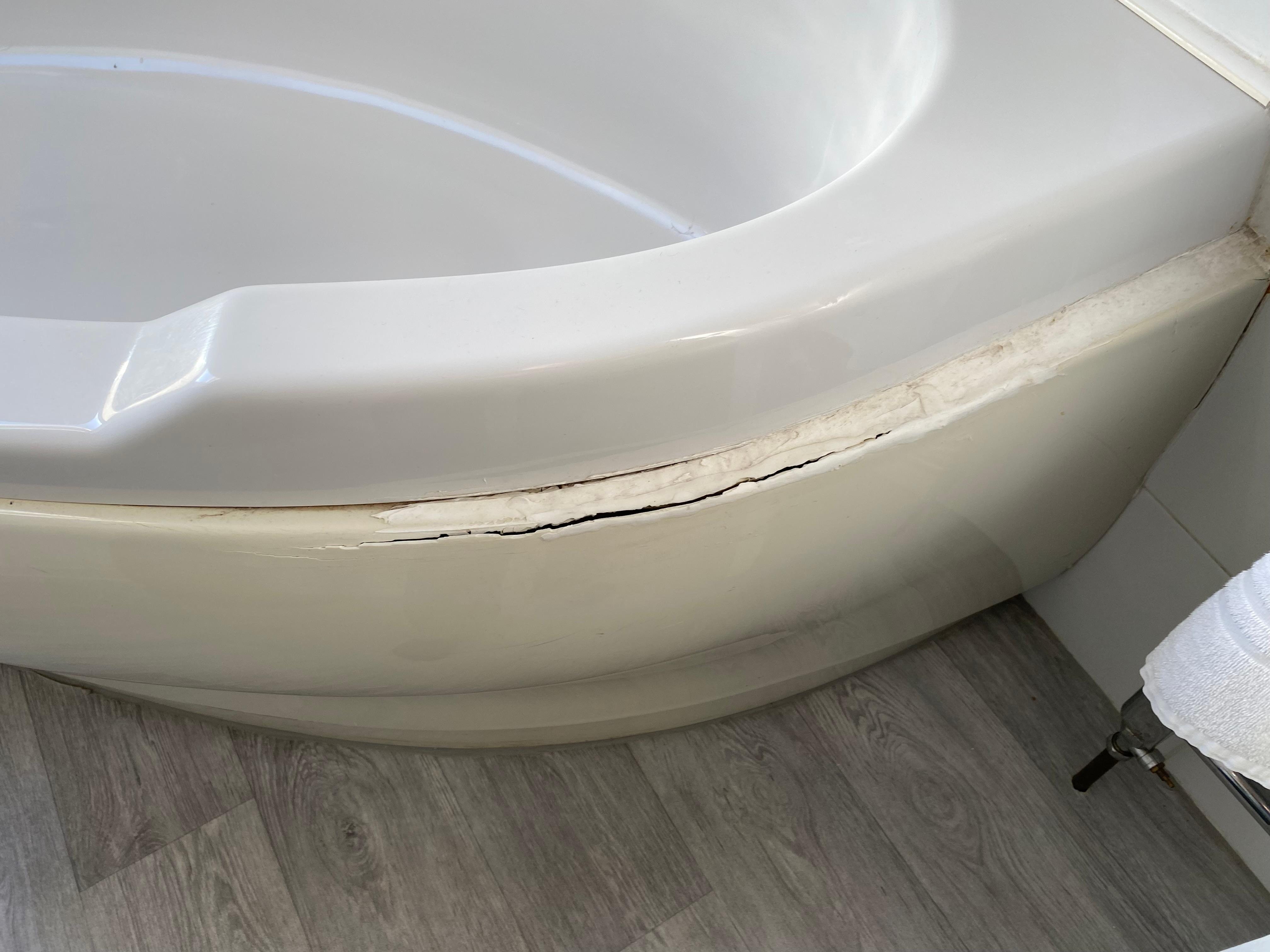 Bath panel in a terrible condition 