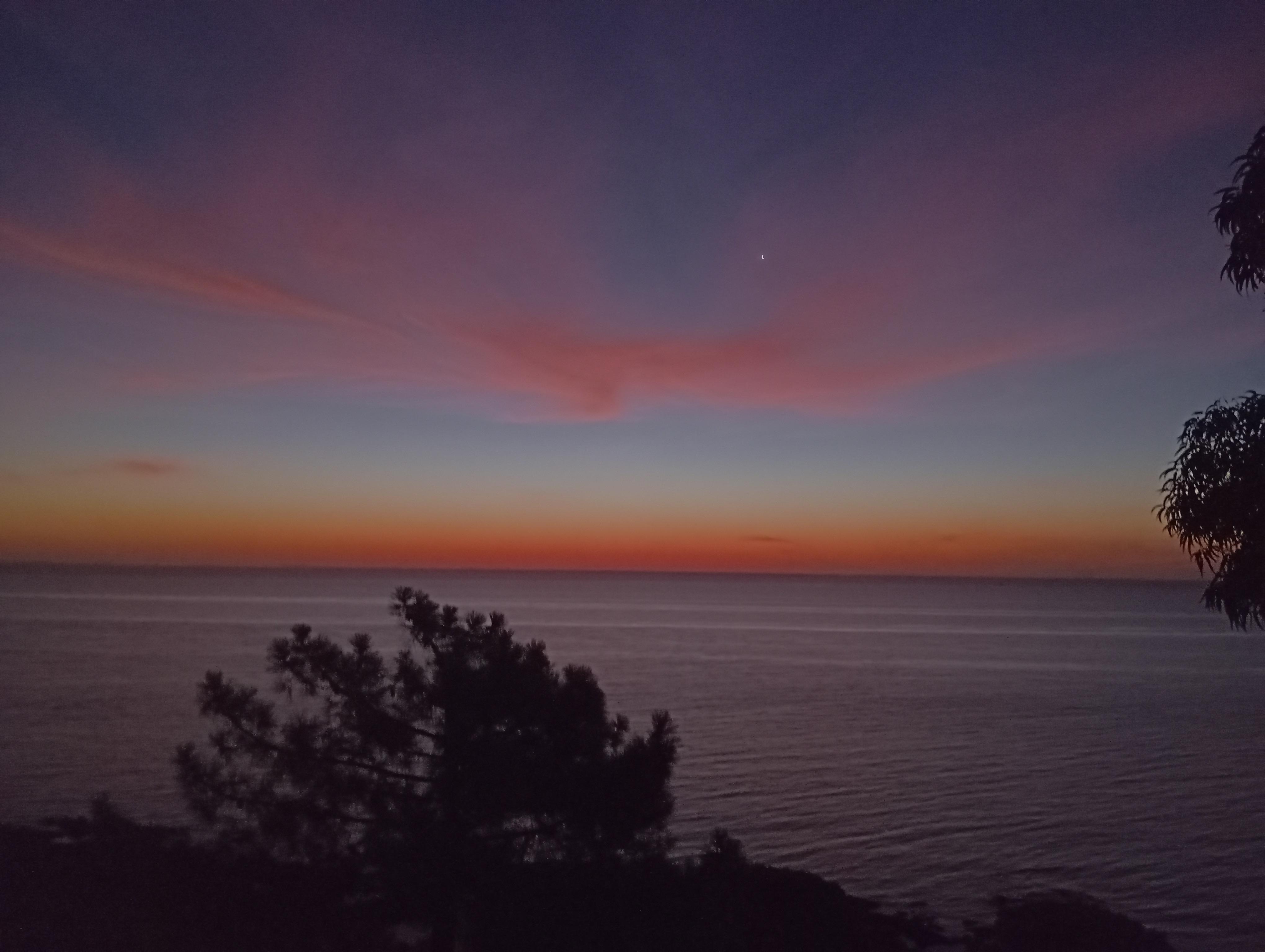 Levé du soleil de la terrasse