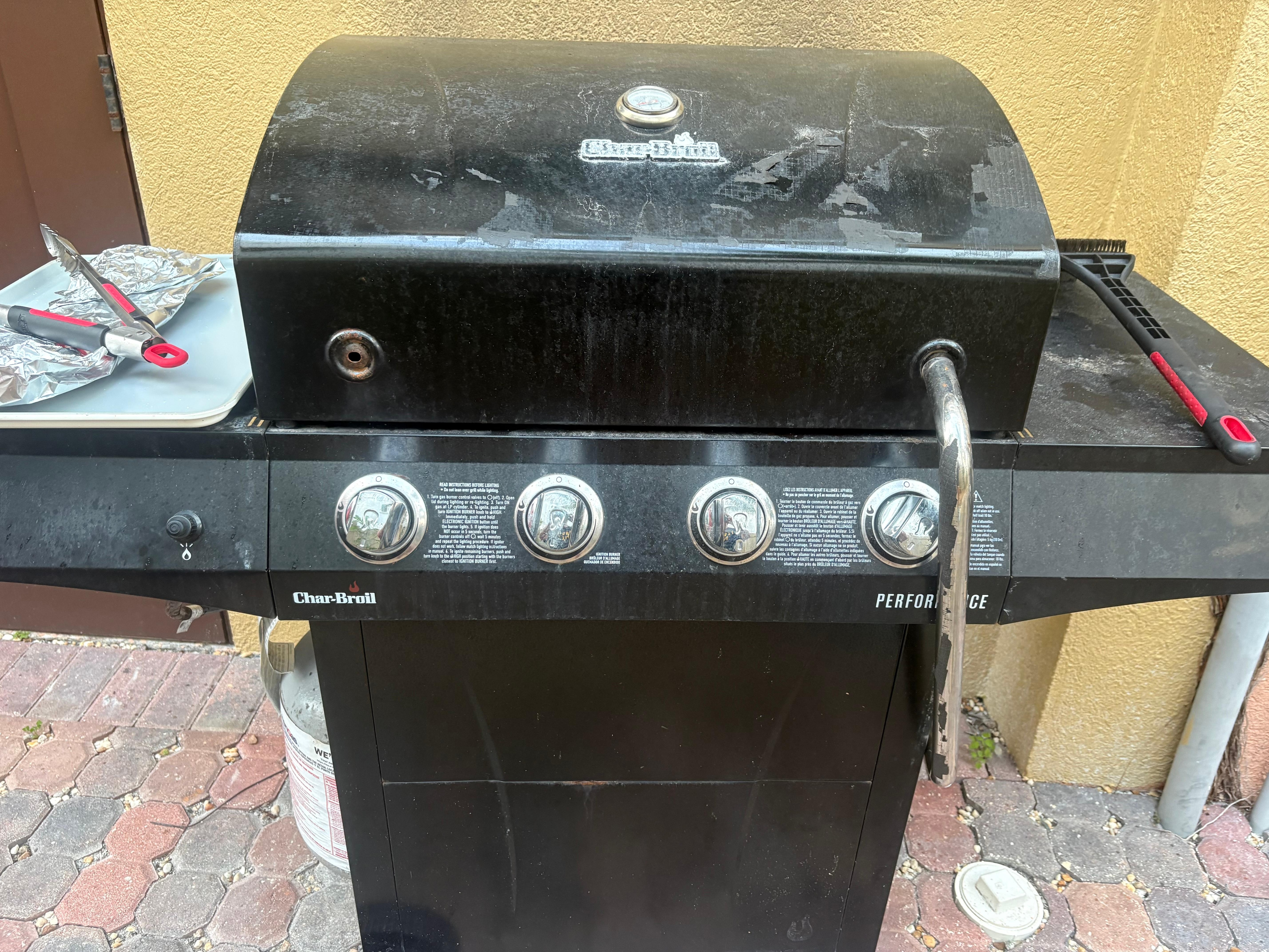 Broken grill handle