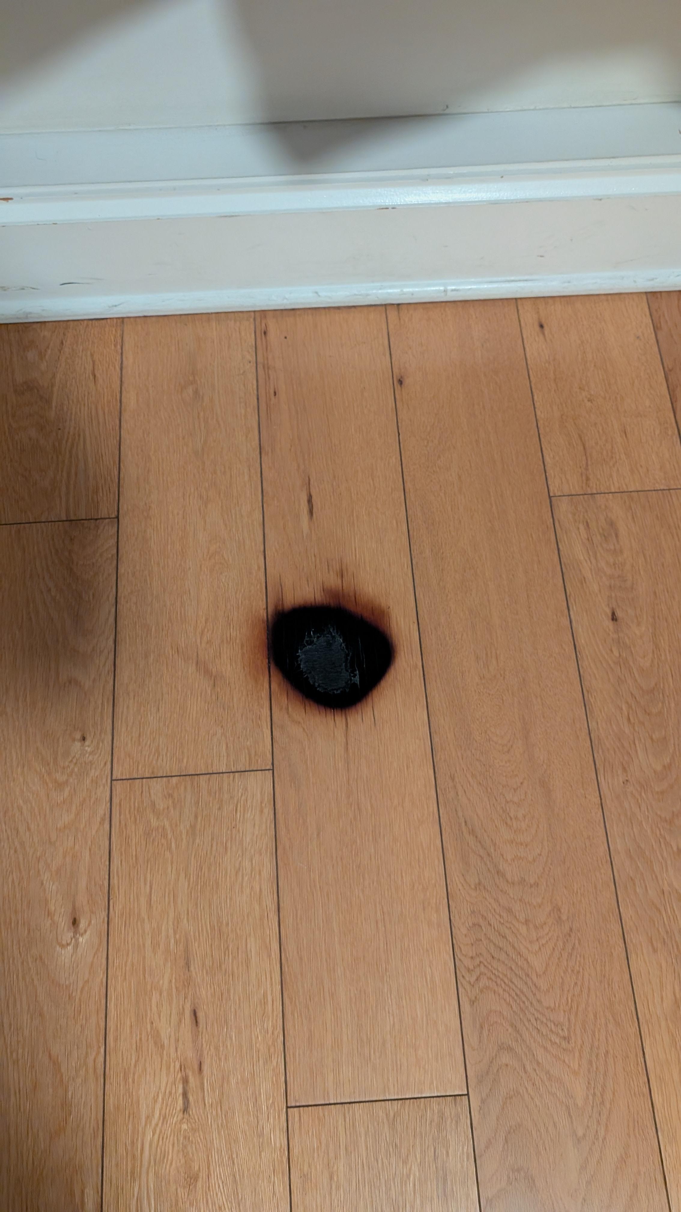 Floor has disgusting markes.