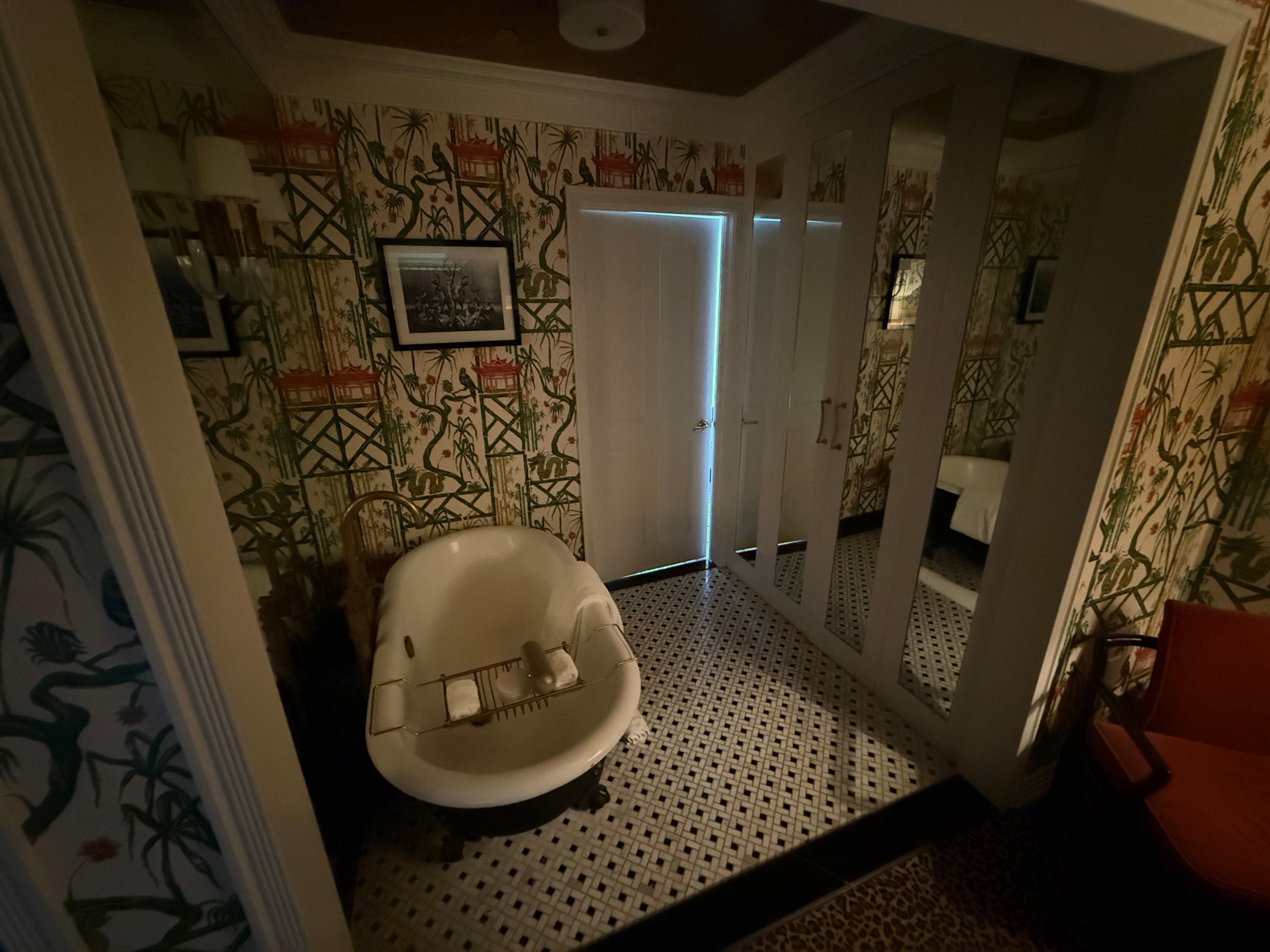 Bathroom with a tub, tub was amazing