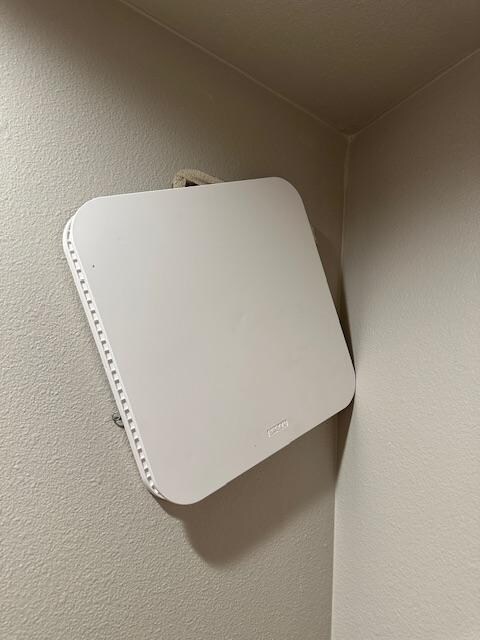 Bathroom vent fan