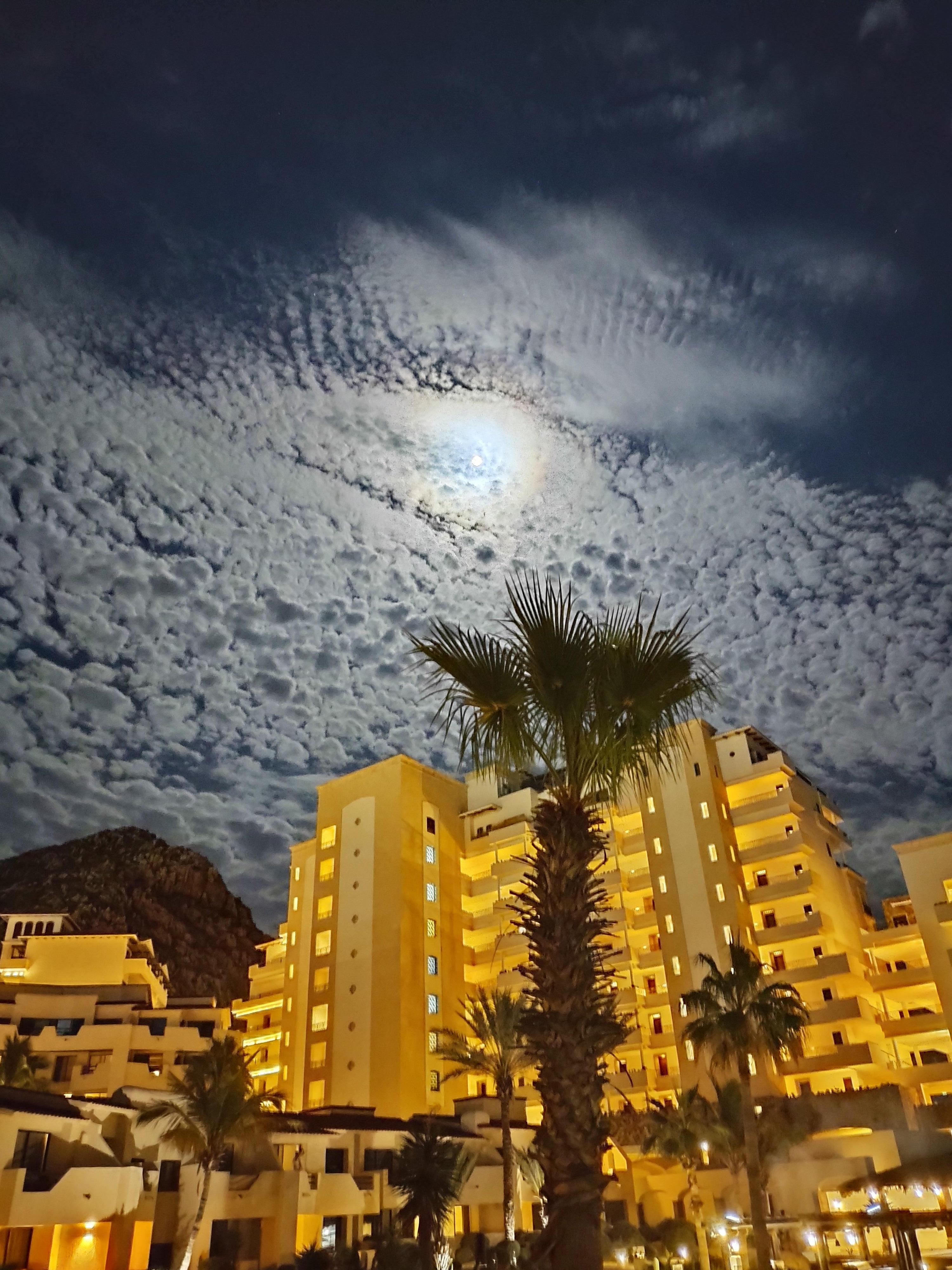 The one evening we had any cloud in the sky. Spectacular. 