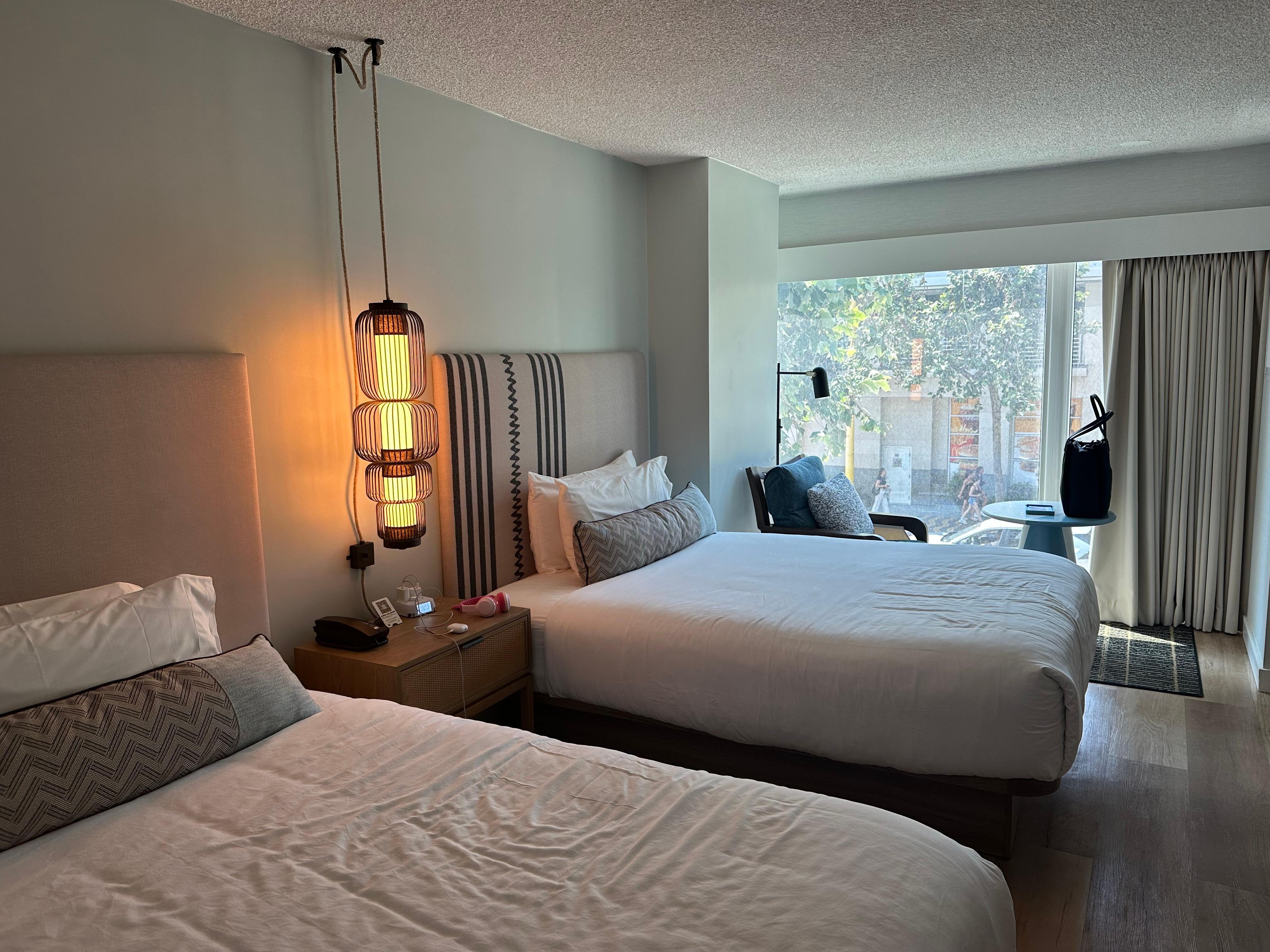 Queen Pierside suite 
