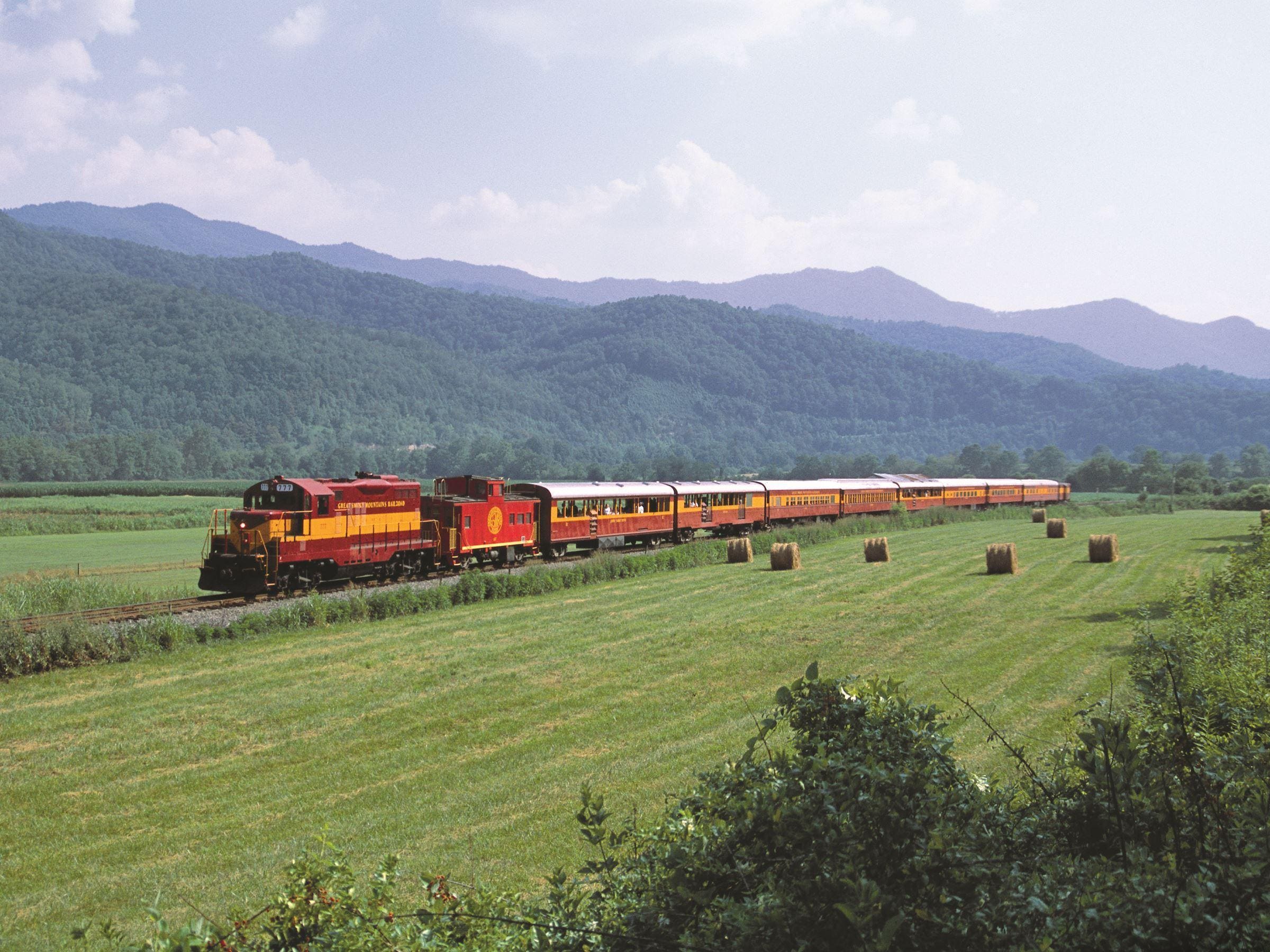 Great Smokey Mtn Railroad