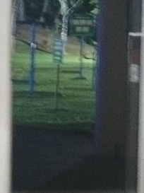 Entrada das saunas e piscina aquecida Escuro total