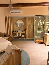 Spacious and well designed rooms.