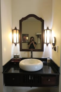 Stylish and clean bathroom