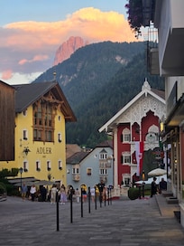 Walking into Ortisei