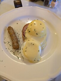 The best Eggs Benedict!!