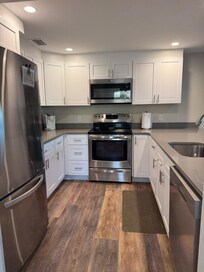 Extremely well-appointed kitchen