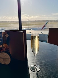 Afternoon drink in the bar watching the runway