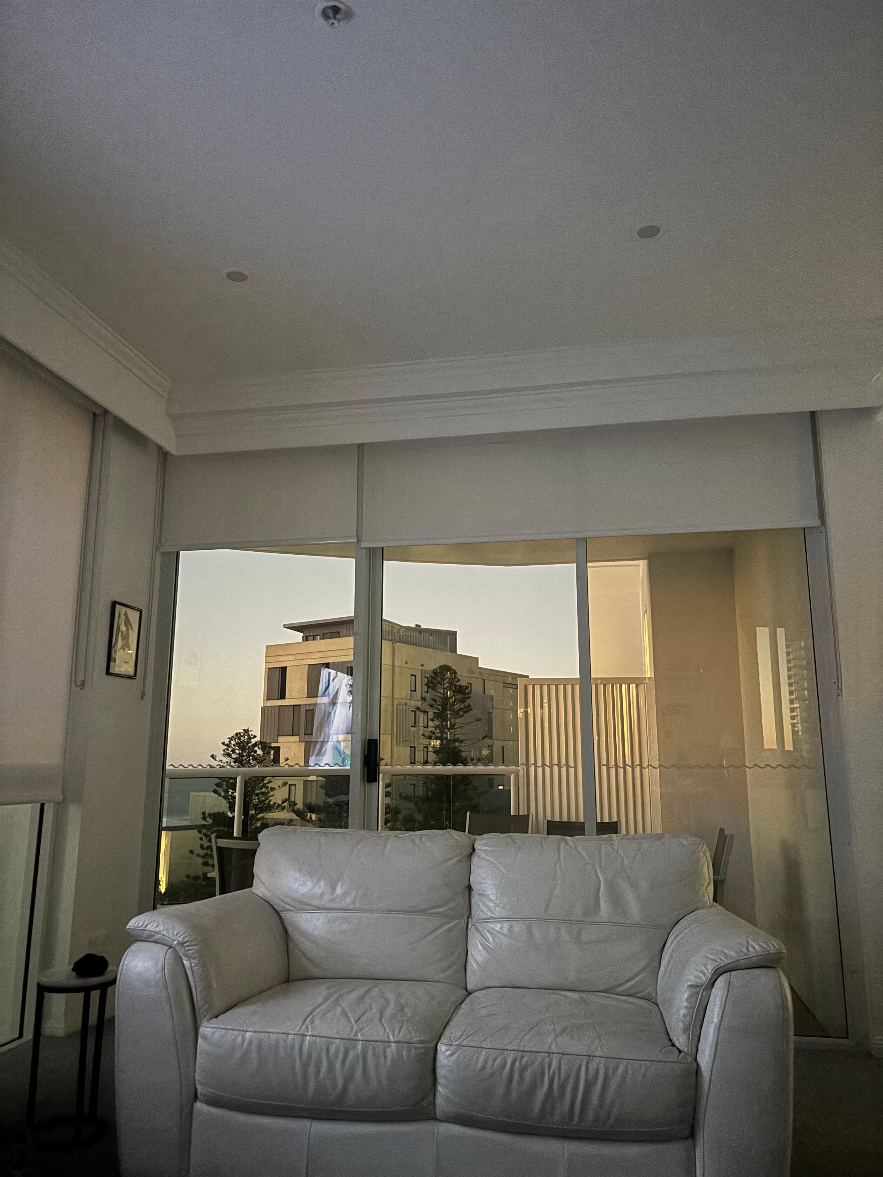 Loungeroom 