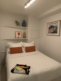 Suite Bedroom