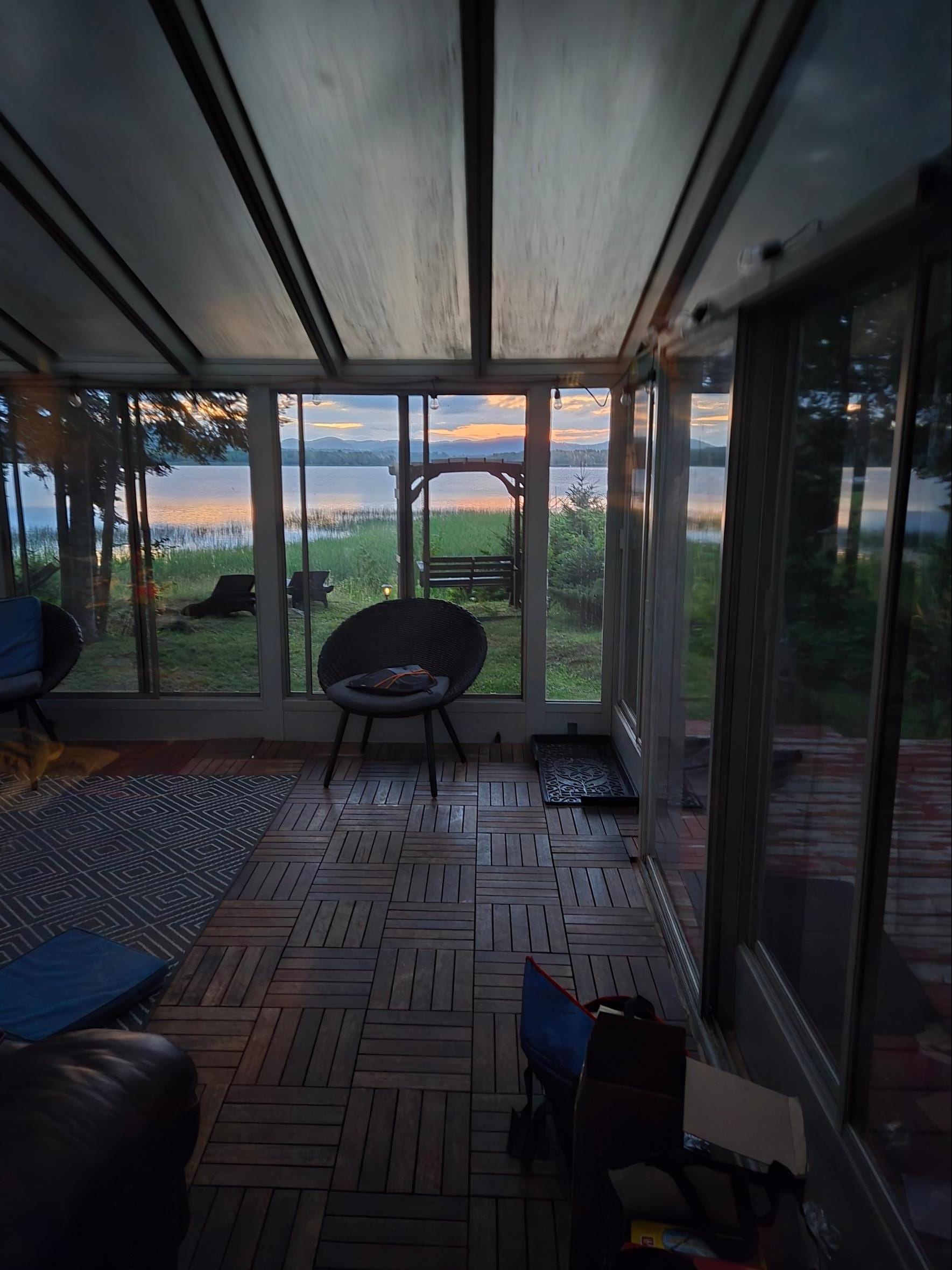 Amazing sun room! 
