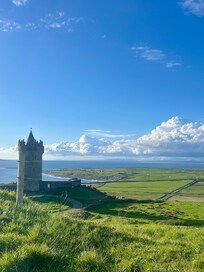 Doonagore Castle.