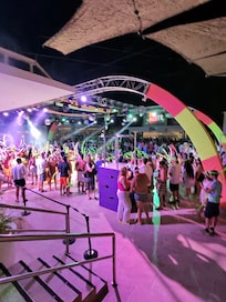 There are 4 parties a week on the premises. Transportation is provided