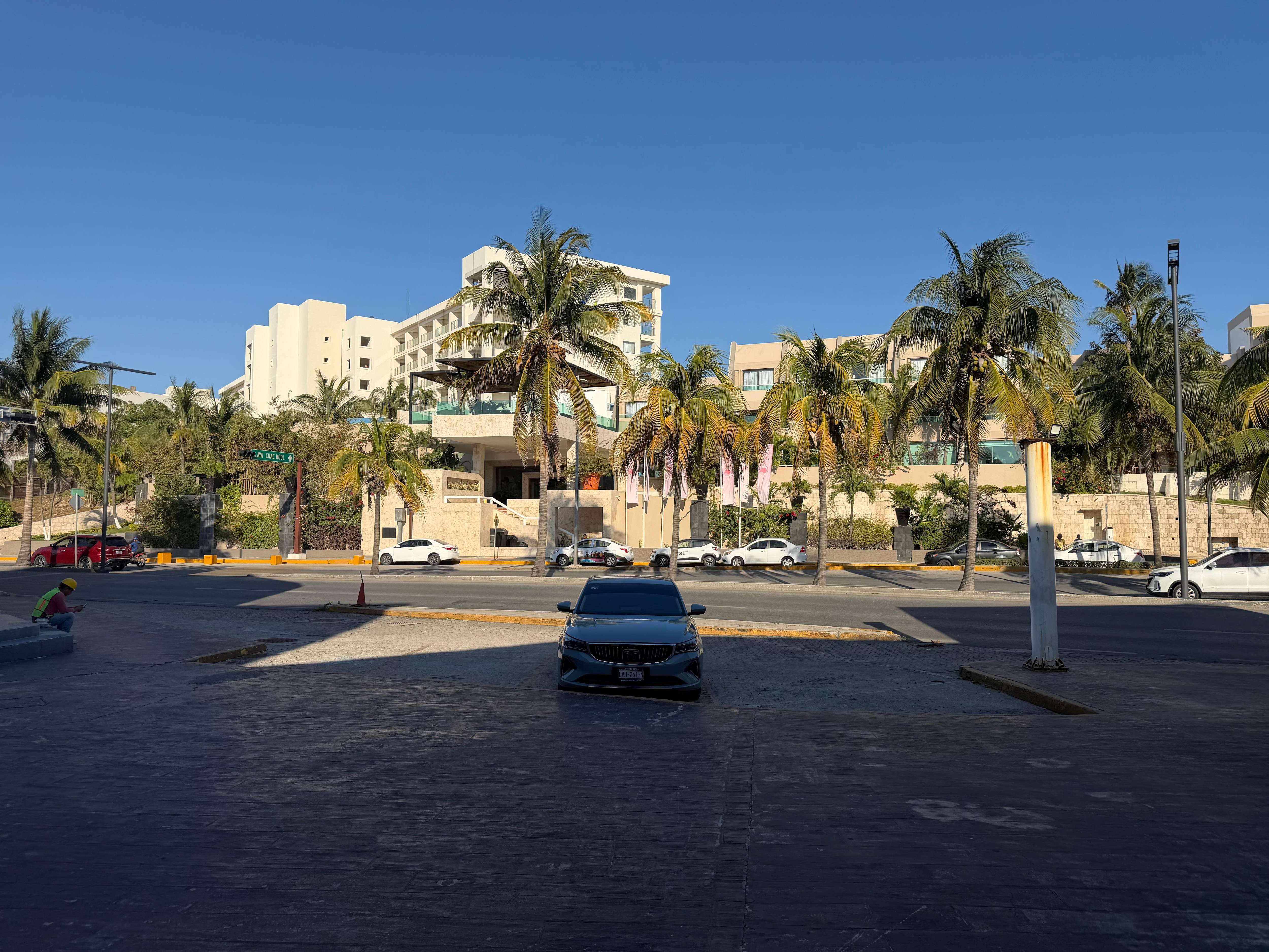 View the f hotel from across street