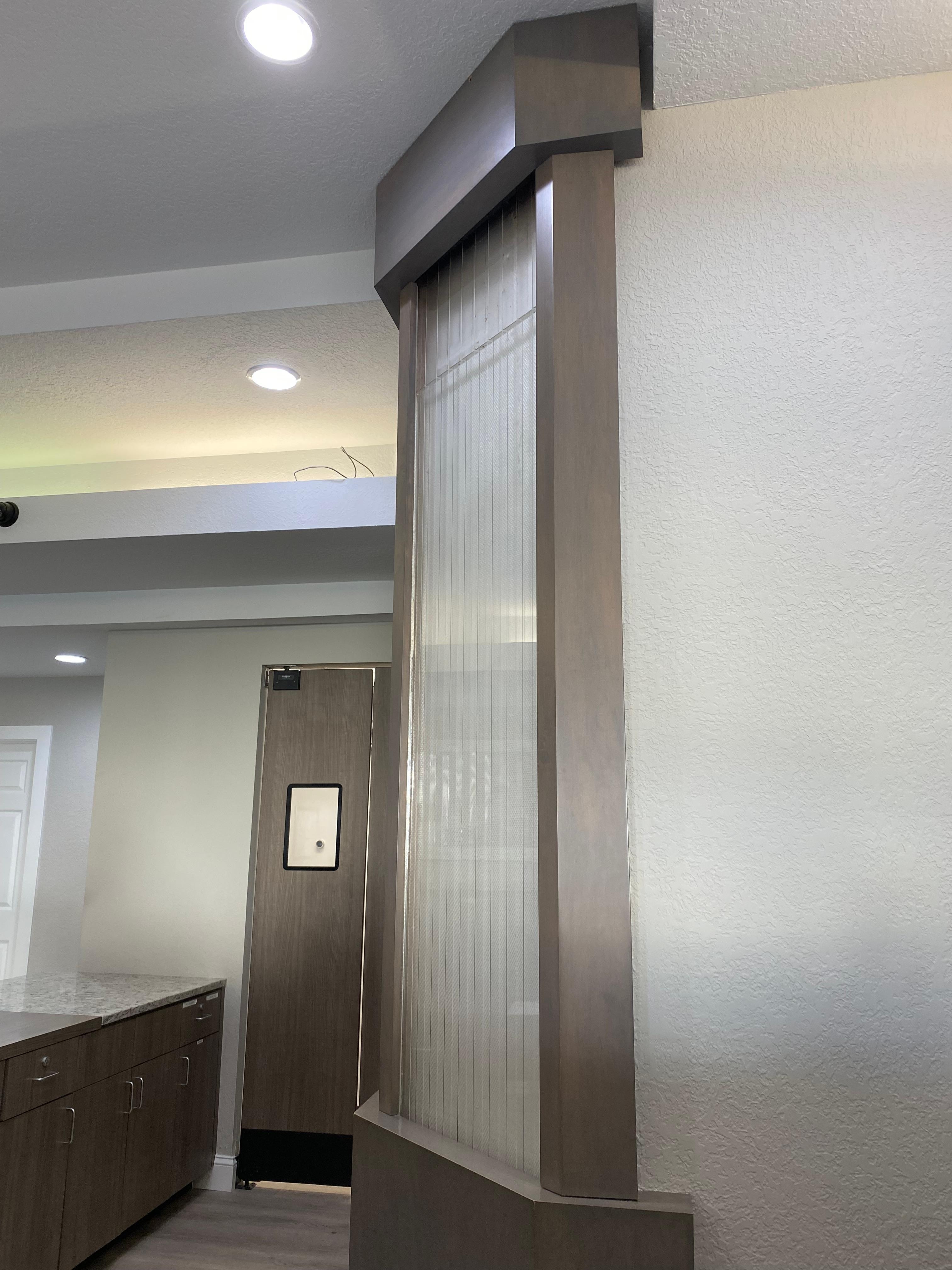 The lobby looks so dirty