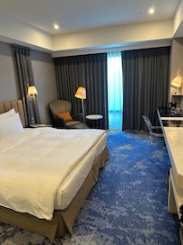 機能的。バスタブ有り,ウォシュレットあり