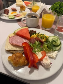 Frukost