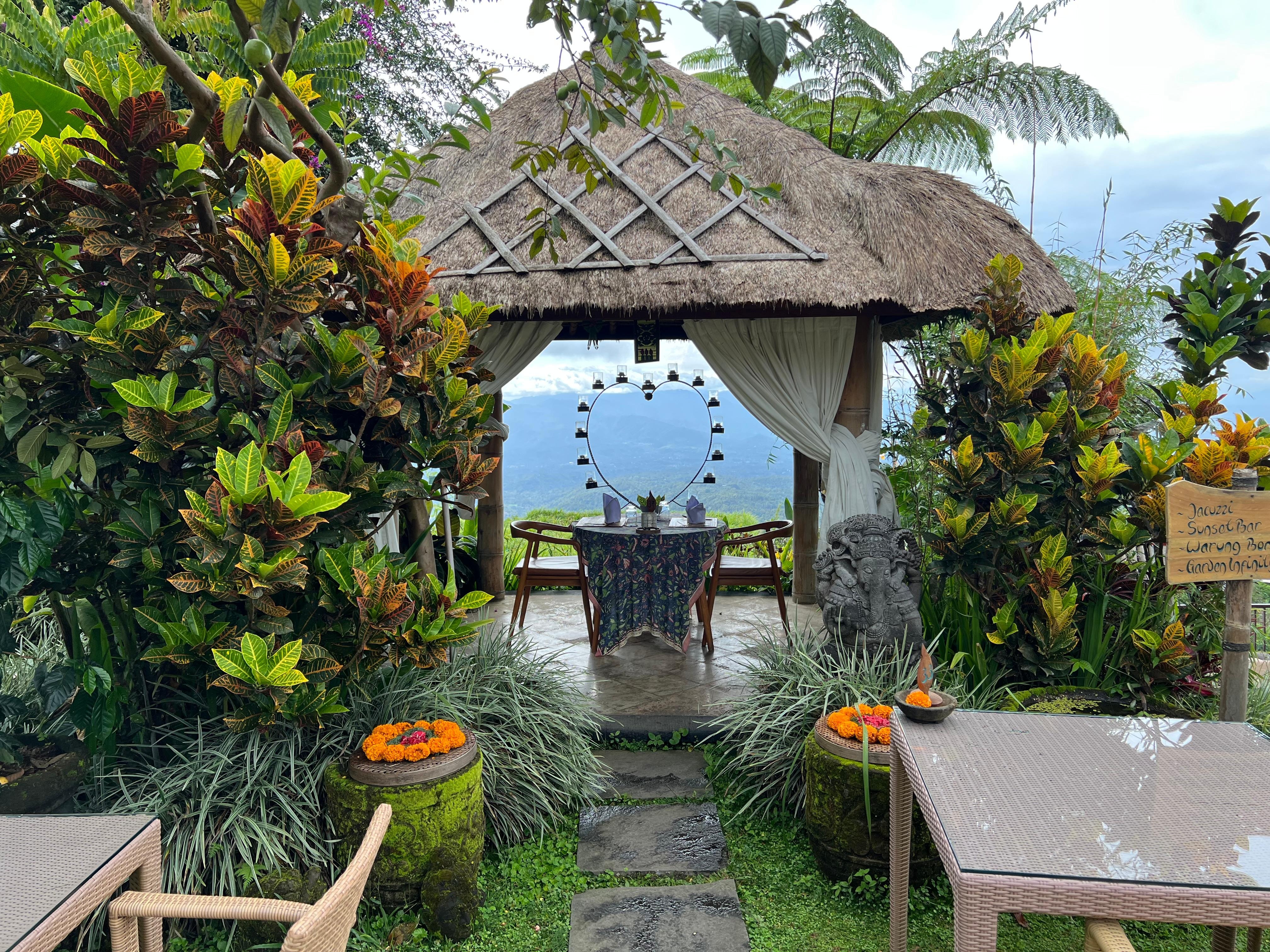 Table at the restaurant 