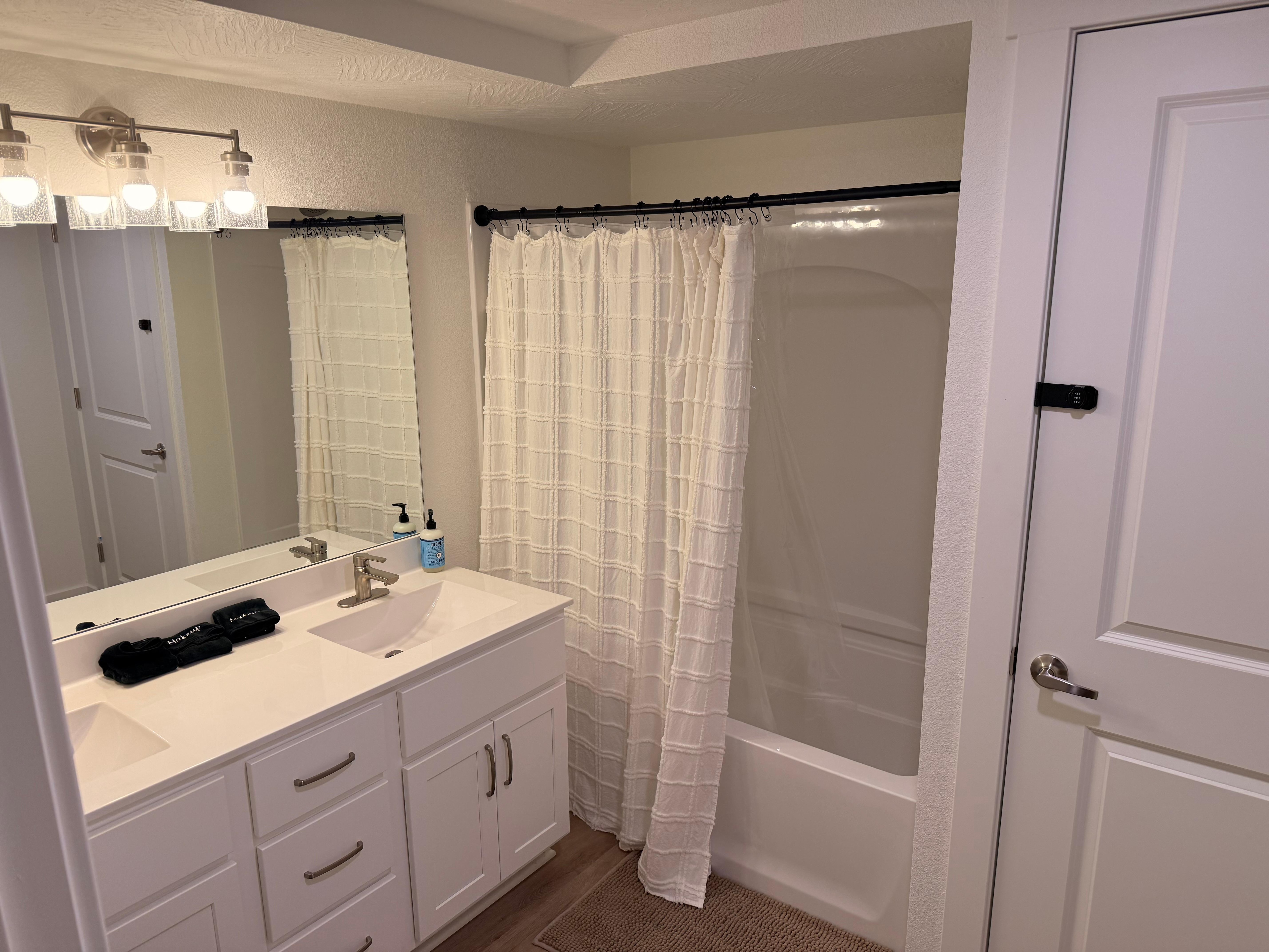 Main kind bedroom designated bathroom 