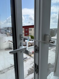 Window lock bottom part