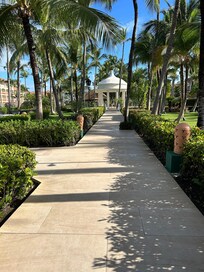 Private dining table