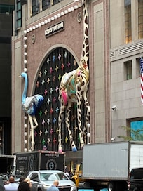 LVMH temporary location