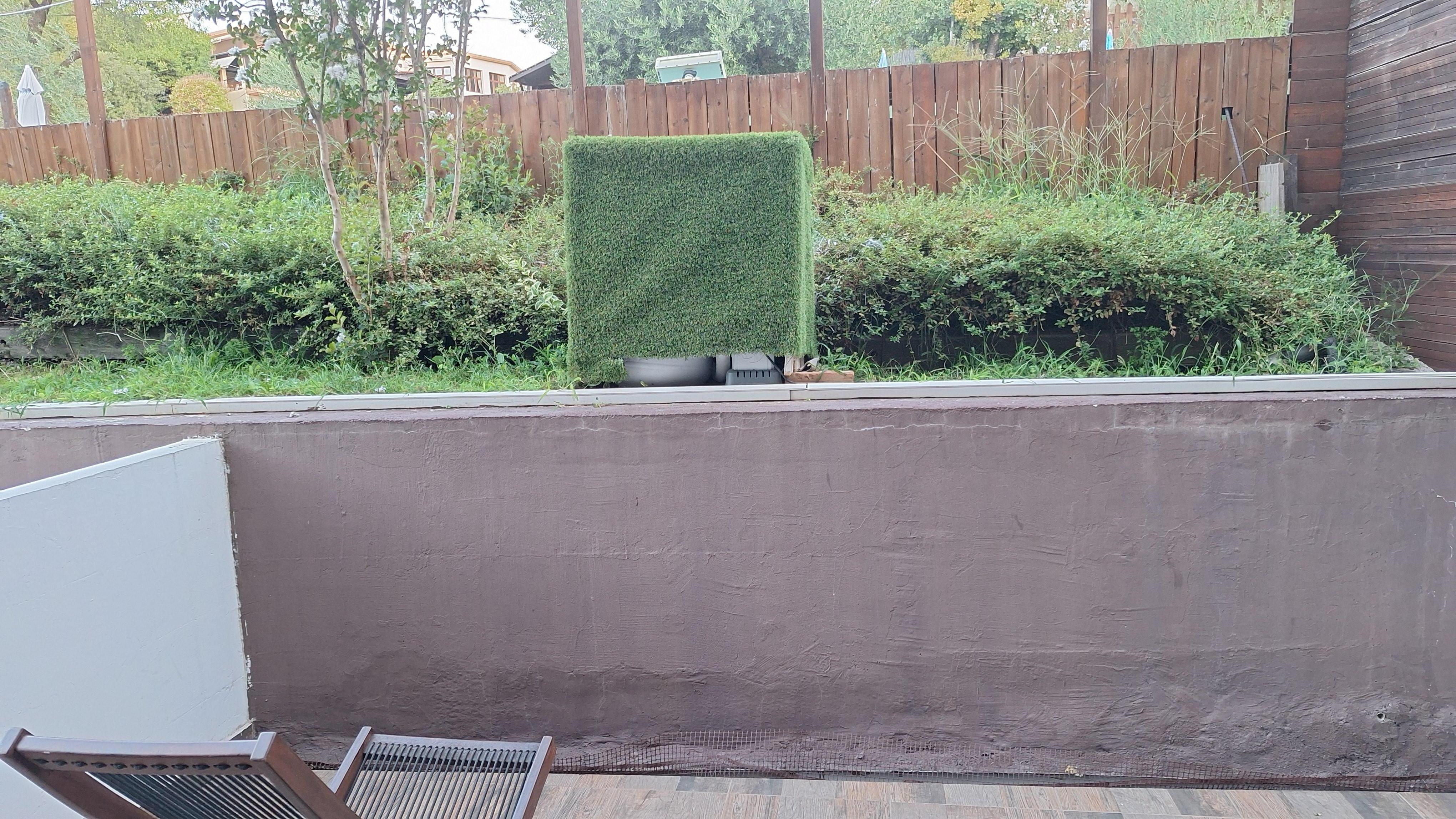 Bruit permanent de la pompe de piscine face à la chambre