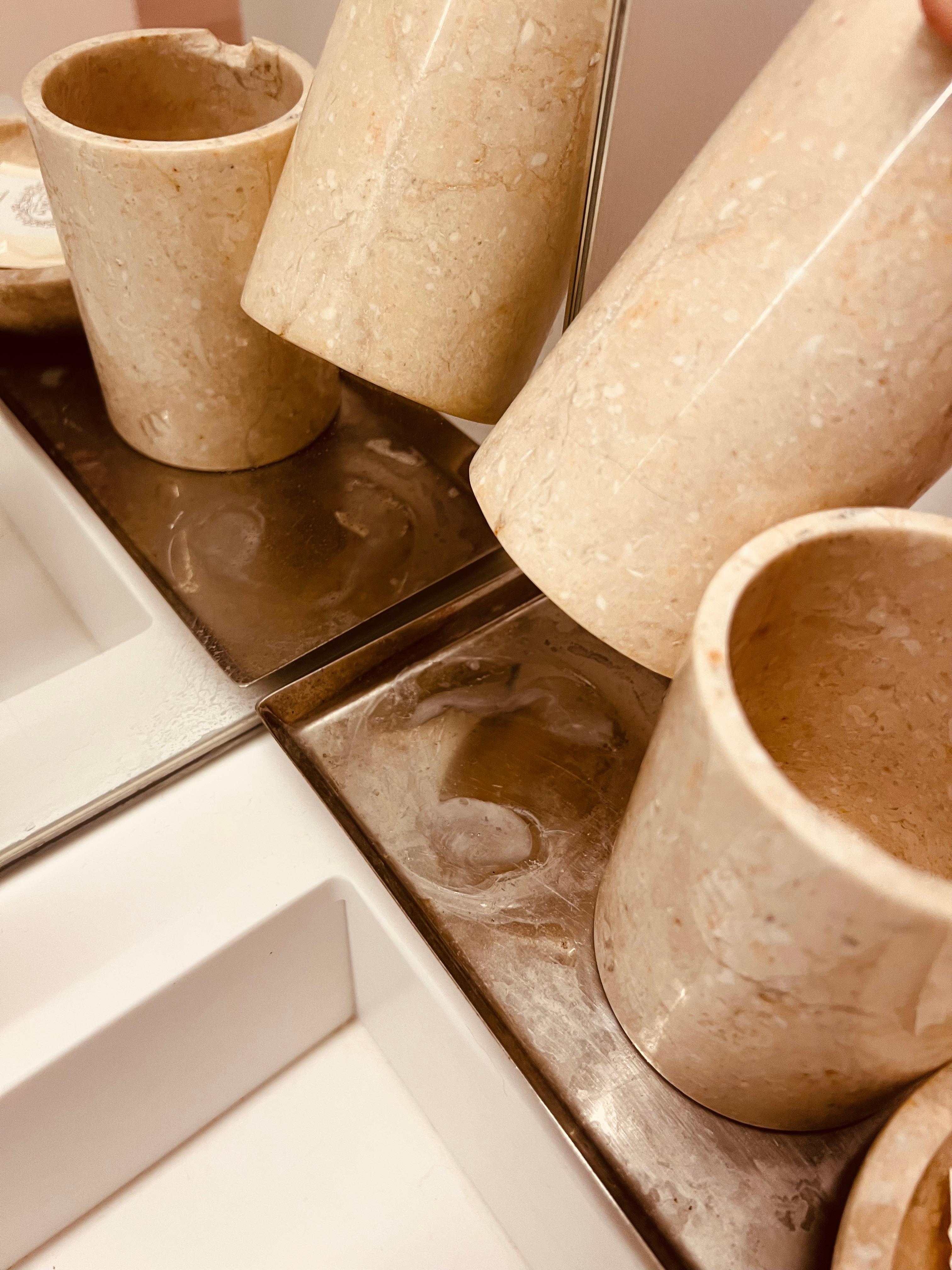 Bathroom- dirty and slimy under tray