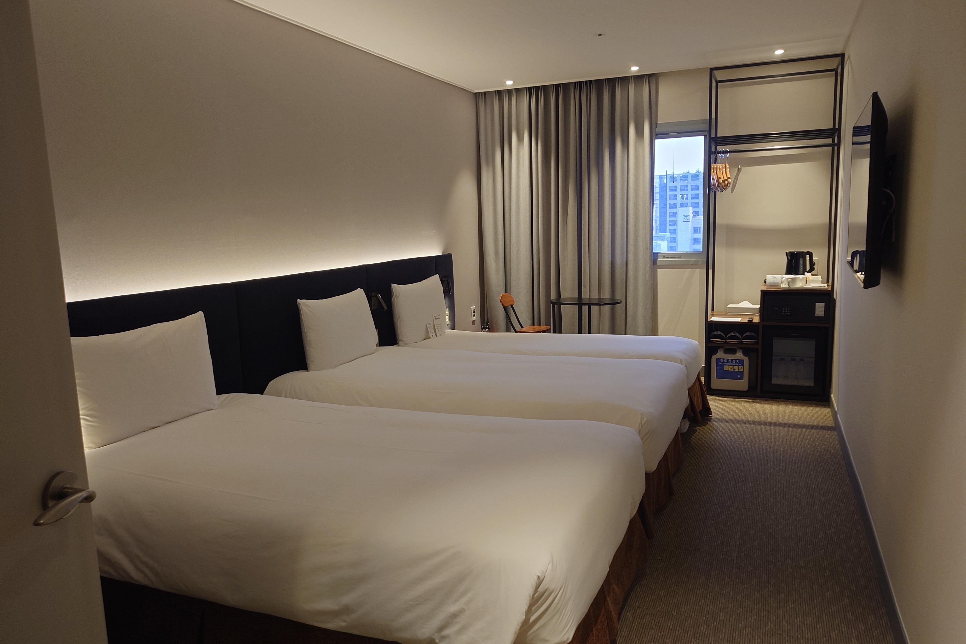 トリプルルーム