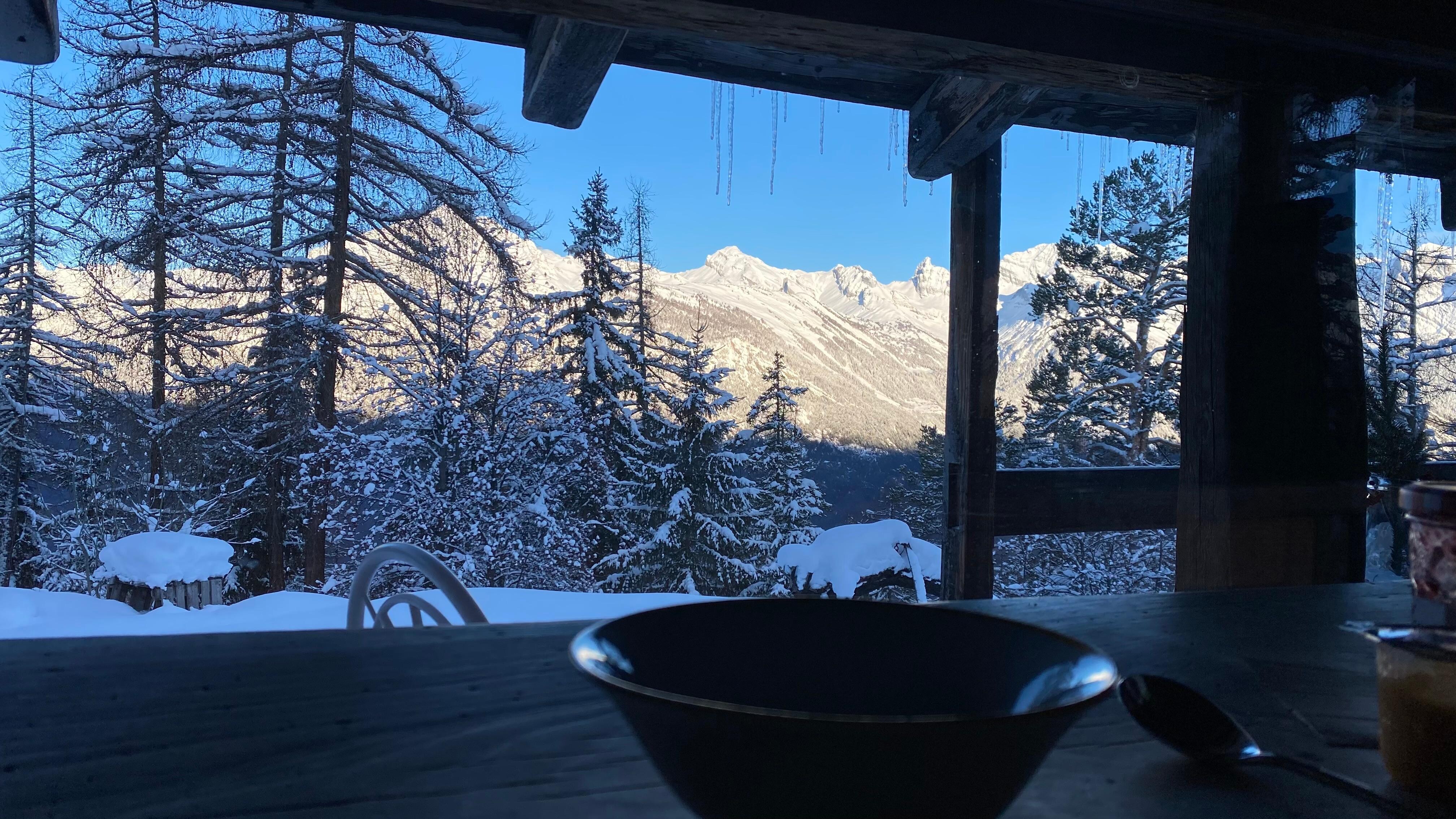 Frühstück mit herrlichem Blick 🤩