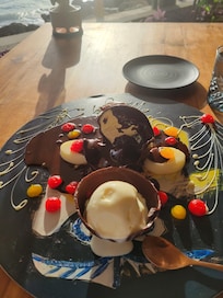 Club Margot Dessert