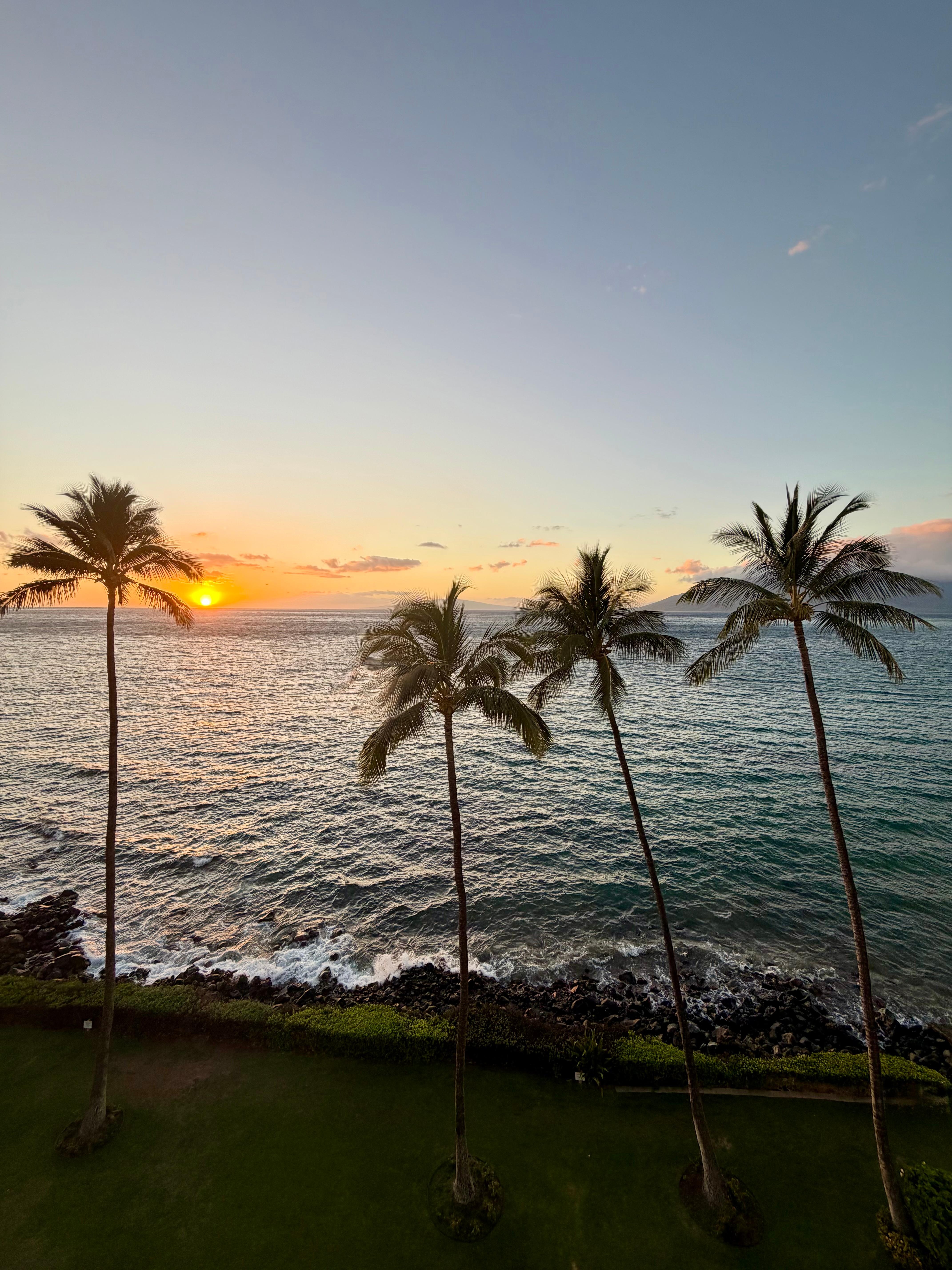 Sunset from rooftop of Royal Mauian
