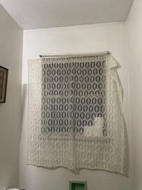 Push pins to hold up curtains