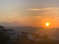 Lever du soleil sur la mer