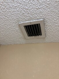 Bathroom vent