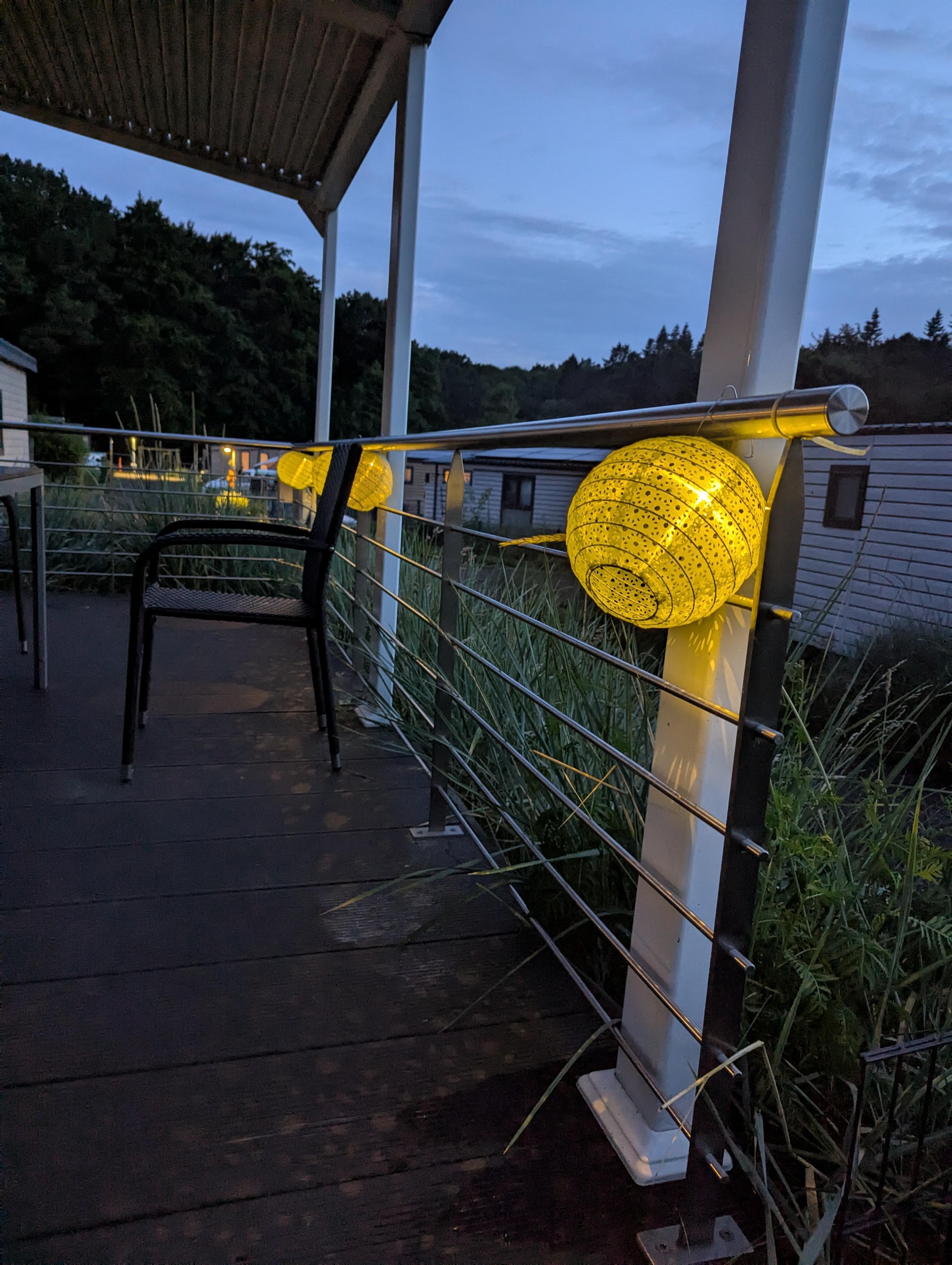 Abends auf der Terrasse 