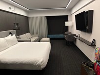 Room with King-sized bed and pull-out couch